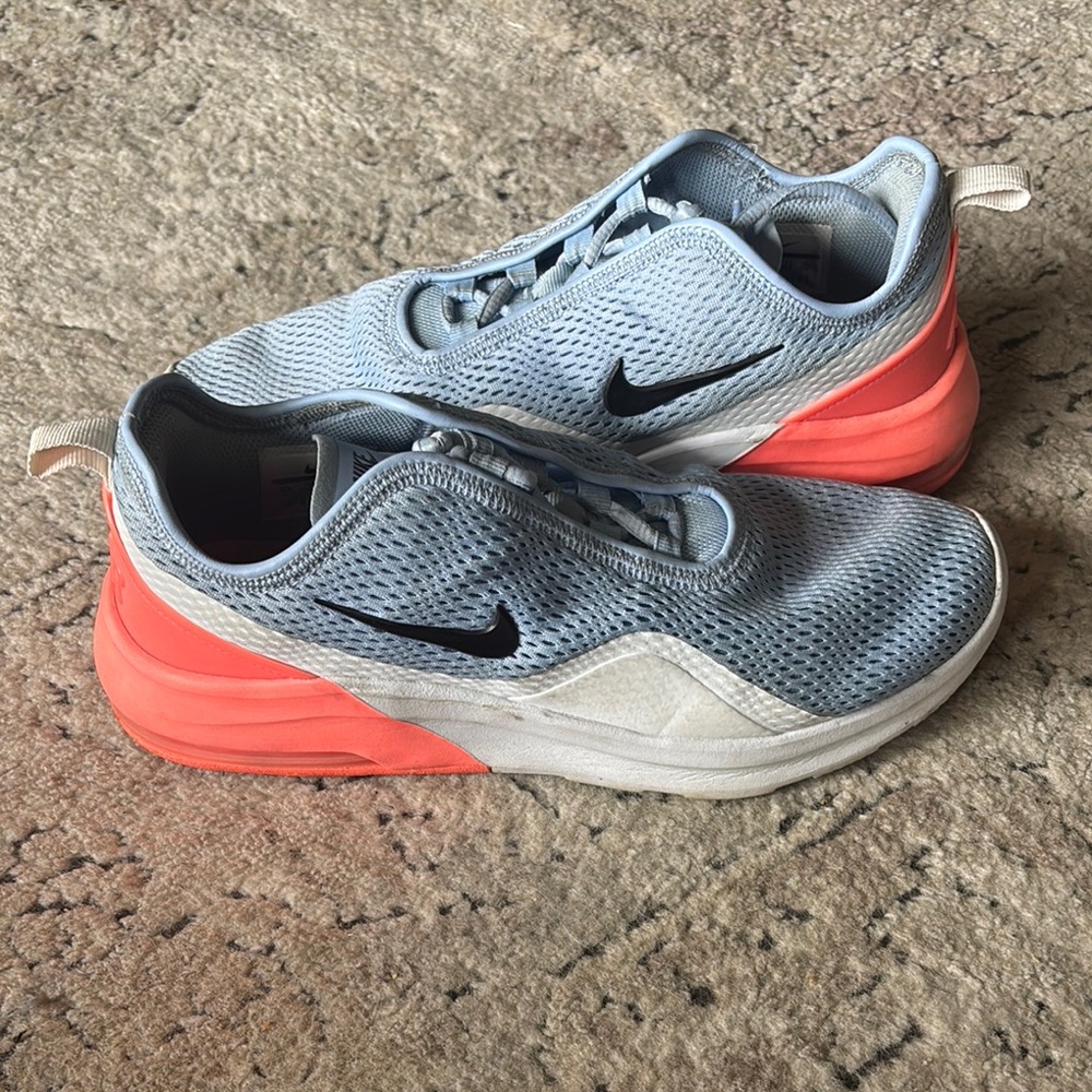 Nike womens blue and Pink Athletic Shoes